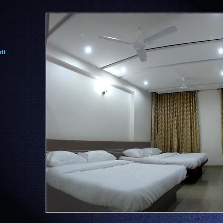 Sai Srushti Hotel Shirdi Luaran gambar