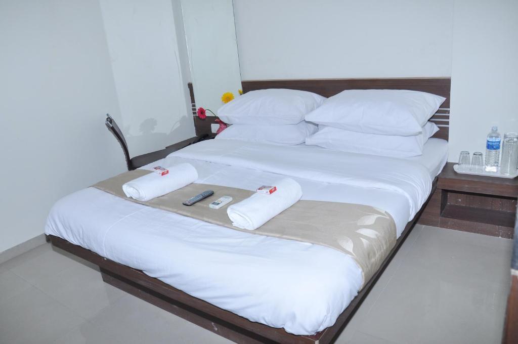 Sai Srushti Hotel Shirdi Luaran gambar