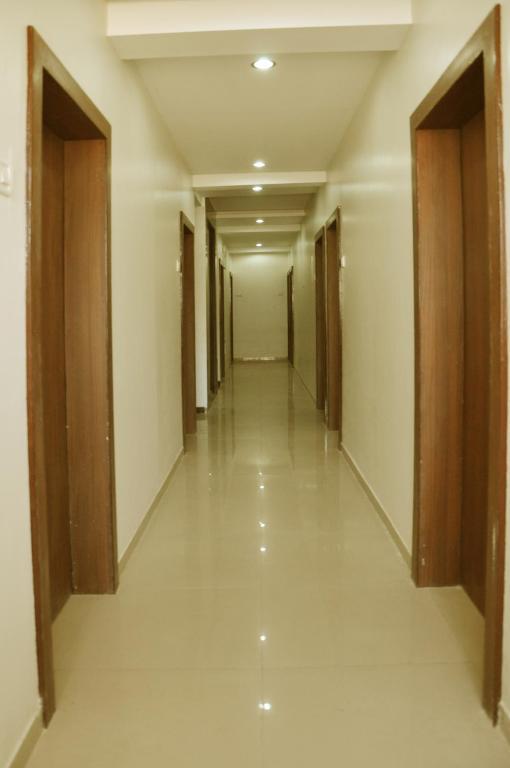 Sai Srushti Hotel Shirdi Luaran gambar